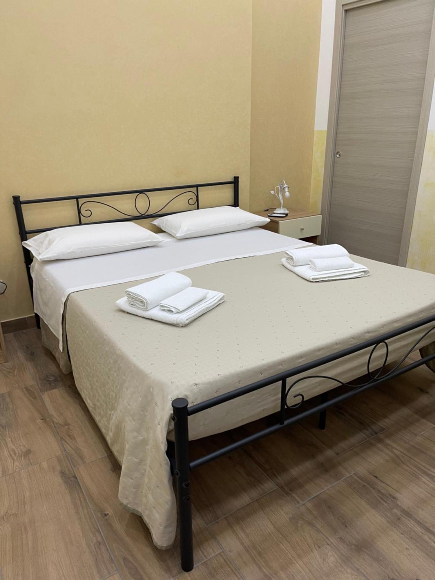 Calabro 21 Appartament Catania-Fontanarossai nemzetközi repülőtér Kültér fotó